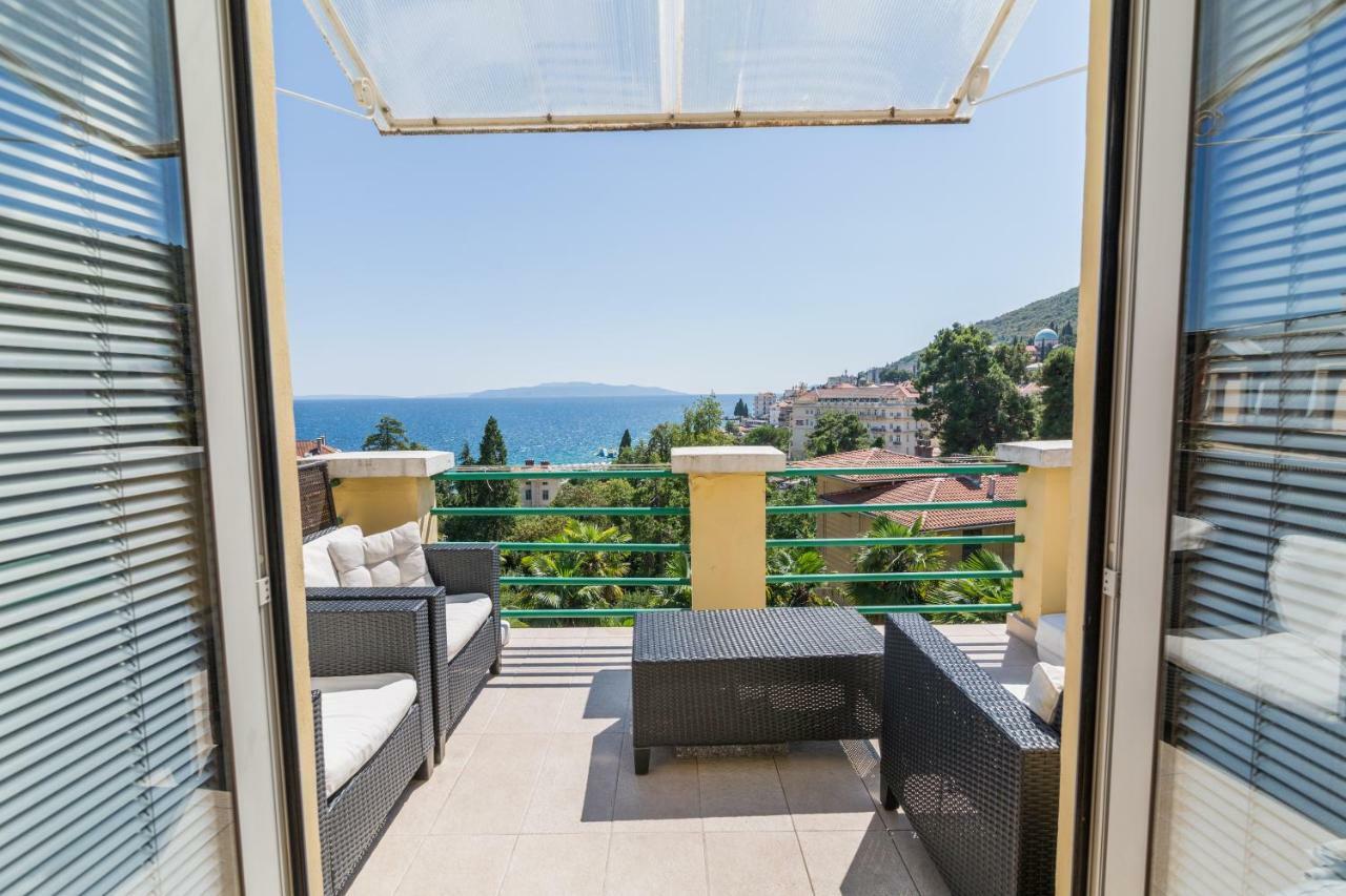Astro Hungarian Villa: Penthouse with Green Beach Views Opatija Exterior photo
